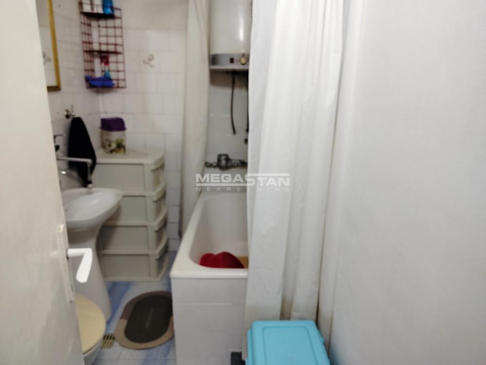 108098886-4-20260414144302 Trosoban stan na prodaju, Kanarevo Brdo, Beograd, 53m², 120.000 €