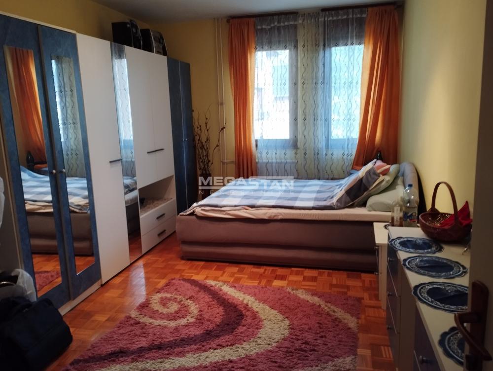 Dvosoban stan na prodaju, Bežanijska Kosa 3, Beograd, 74m², 187.000 €