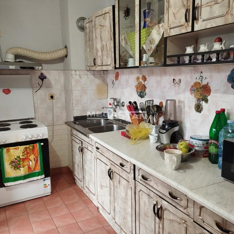Dvosoban stan na prodaju, Bežanijska Kosa 3, Beograd, 74m², 187.000 €