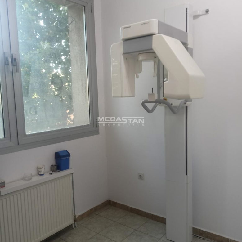 Lokal na prodaju, Nova Pazova, Stara Pazova, 28m², 33.350 €