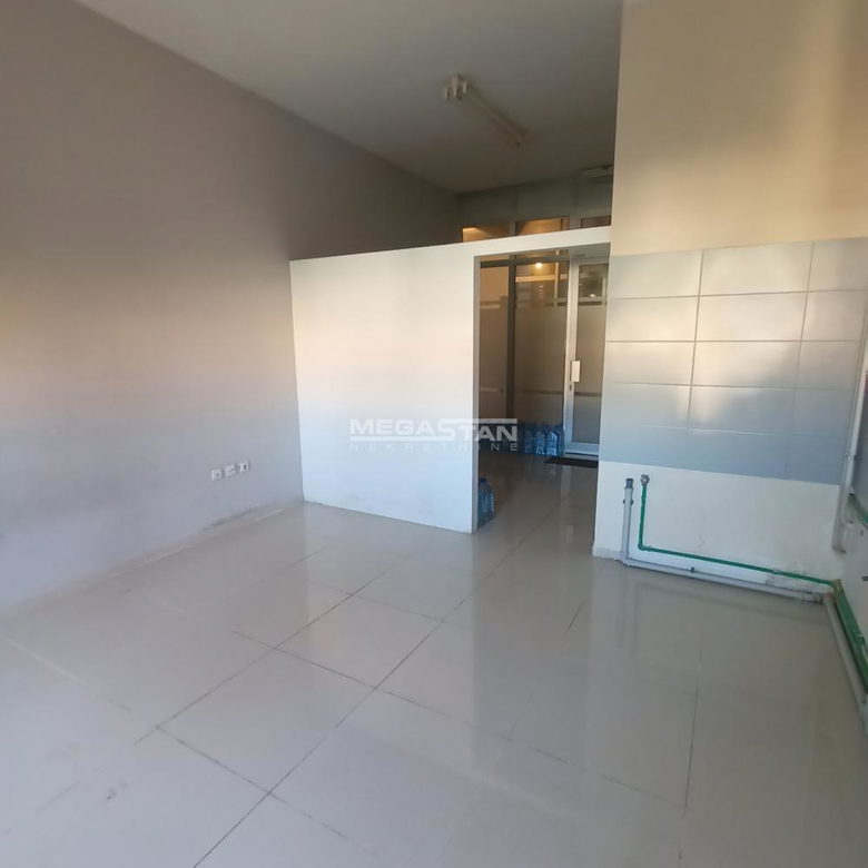 Lokal na prodaju, Nova Pazova, Stara Pazova, 20m², 23.800 €