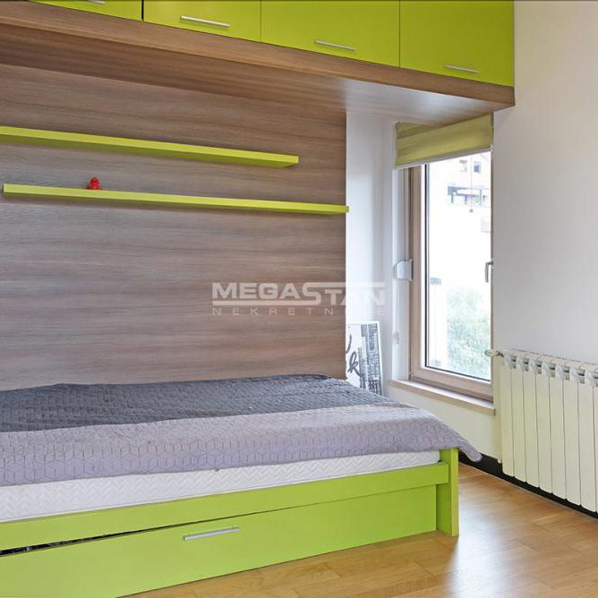 Četvorosoban stan na prodaju, Hram Svetog Save, Beograd, 130m², 685.000 €