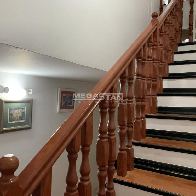 Kuća na prodaju, Višnjička Banja, Beograd, 414m², 595.000 €