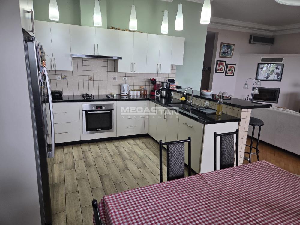 Kuća Prodaja Beograd Kuća Prodaja Beograd Višnjička Banja 414 m2