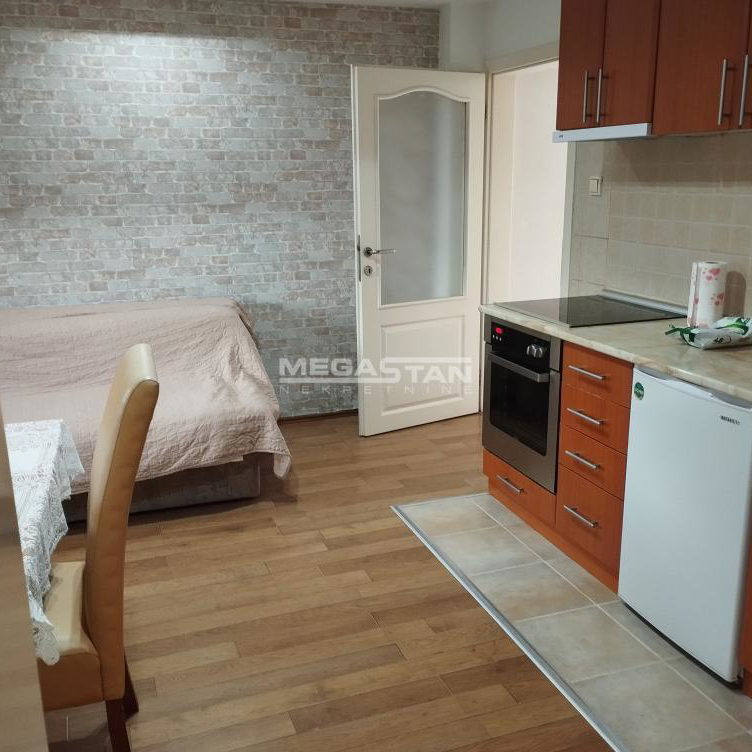 Kuća Prodaja Loznica  304 m2