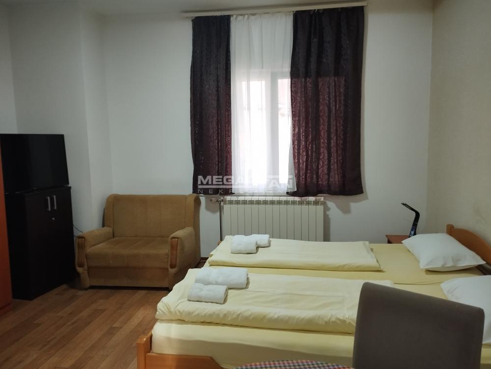 Kuća Prodaja Loznica  304 m2
