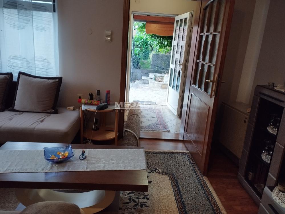 Kuća Prodaja Loznica  98 m2