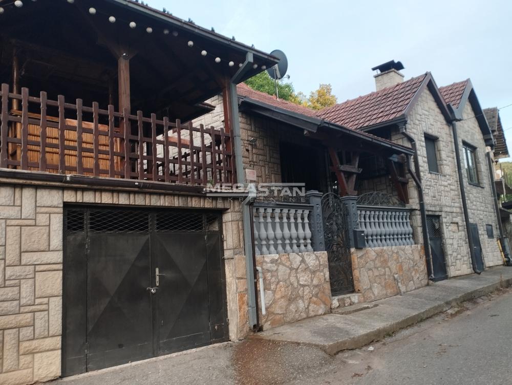 Kuća Prodaja Loznica  98 m2
