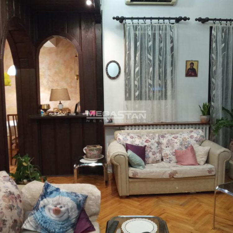 Četvorosoban stan na prodaju, Miljakovac, Beograd, 103m², 215.000 €