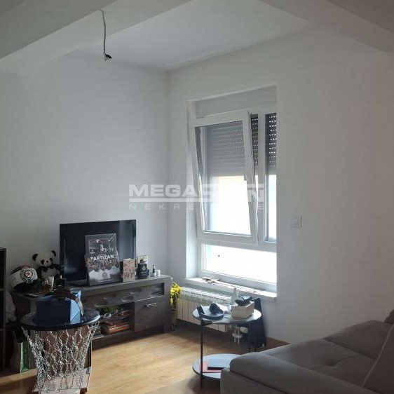 Troiposoban stan na prodaju, Tošin Bunar, Beograd, 97m², 395.000 €