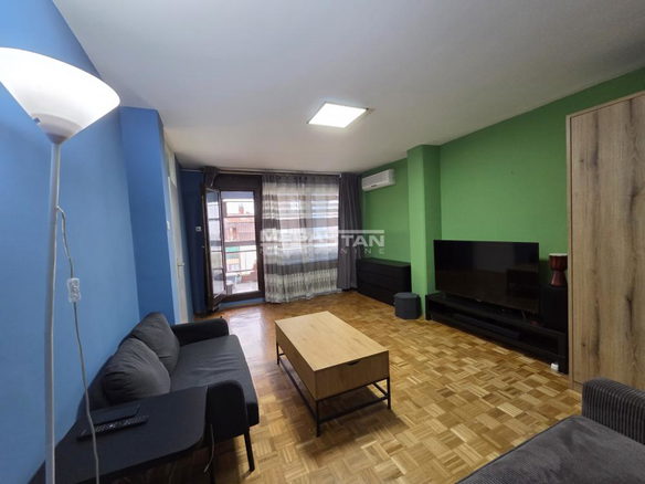 Stan Prodaja Beograd Blok 72 65 m2
