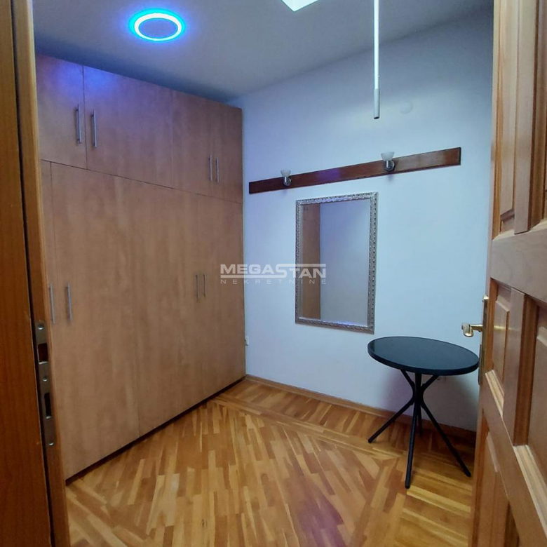 Stan Prodaja Beograd Centar (Vračar) 96 m2