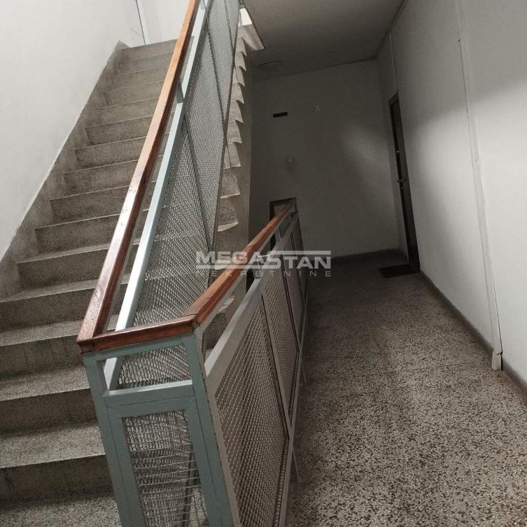 Dvosoban stan na prodaju, Padinska Skela, Beograd, 56m², 64.900 €