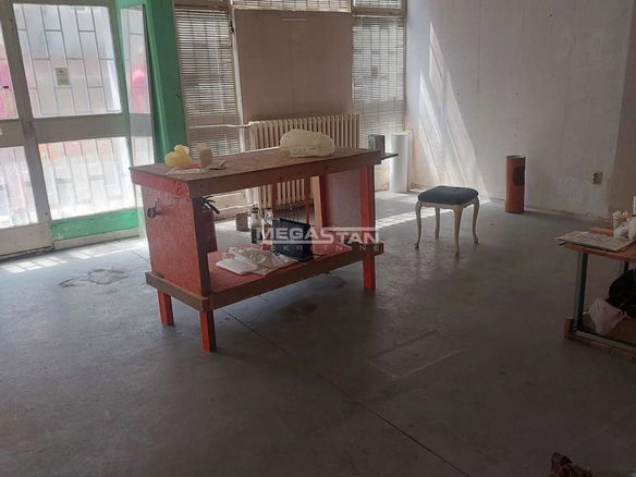 Lokal Izdavanje Beograd Blok 63 38 m2