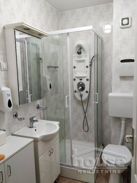 11-10 Četvorosoban stan na prodaju, Nova Detelinara, Novi Sad, 89m², 137.500 €