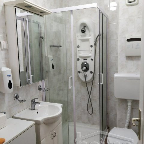 Četvorosoban stan na prodaju, Nova Detelinara, Novi Sad, 89m², 137.500 €