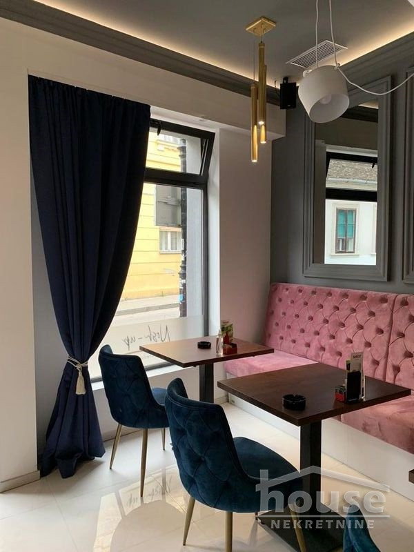 14-8 Lokal na prodaju, Centar, Novi Sad, 250m², 257.500 €