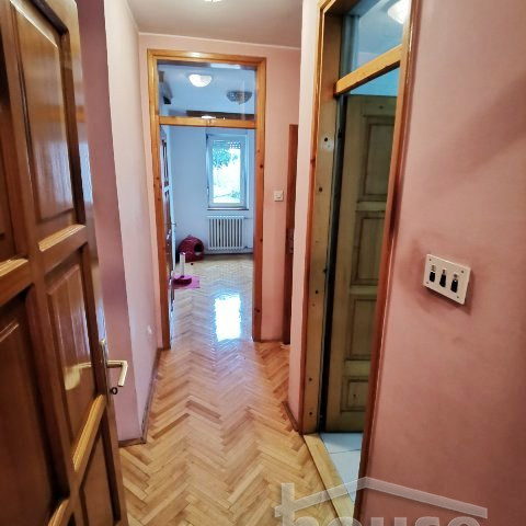 Stan Prodaja Novi Sad  95 m2