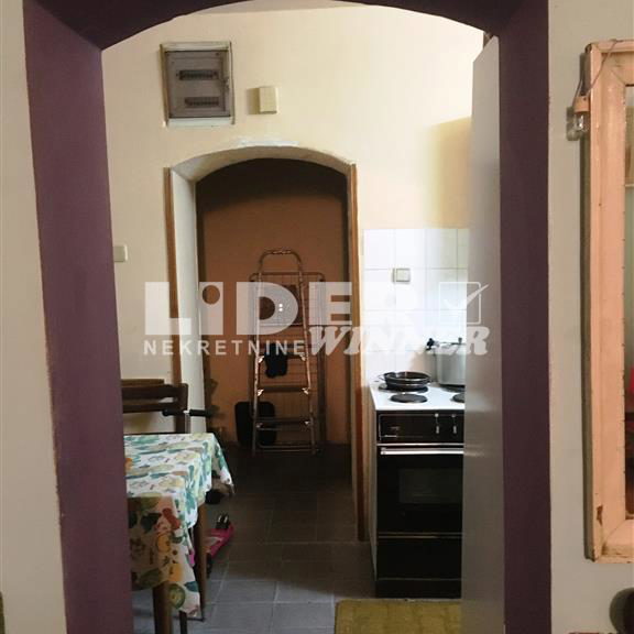 Jednoiposoban stan na prodaju, Obilićev Venac, Beograd, 33m², 115.000 €