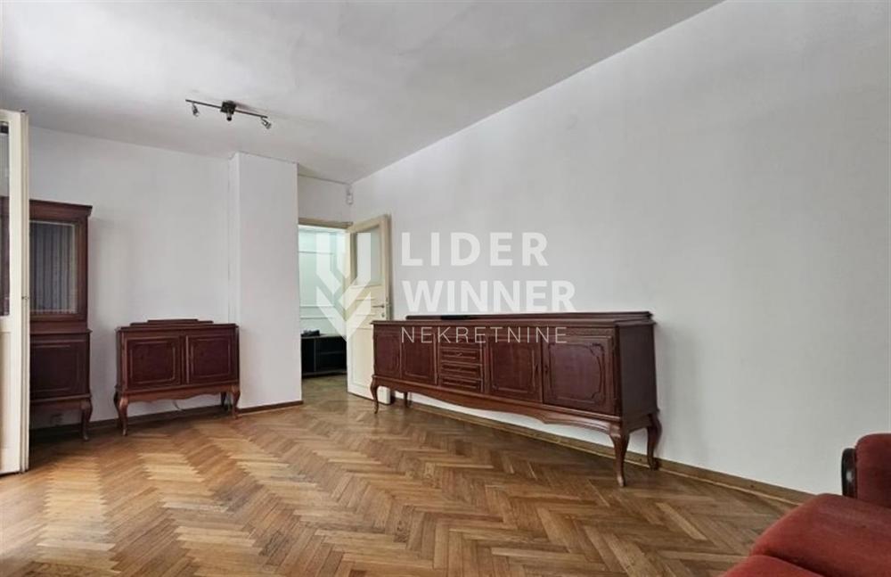 148116744-6-20250208105351 Trosoban stan na prodaju, Dorćol, Beograd, 89m², 290.000 €