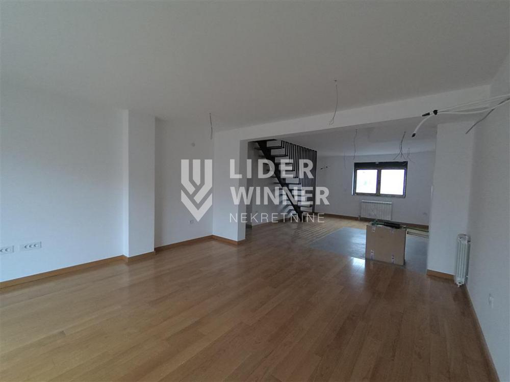 Petosoban stan na prodaju, Autokomanda, Beograd, 143m², 409.000 €