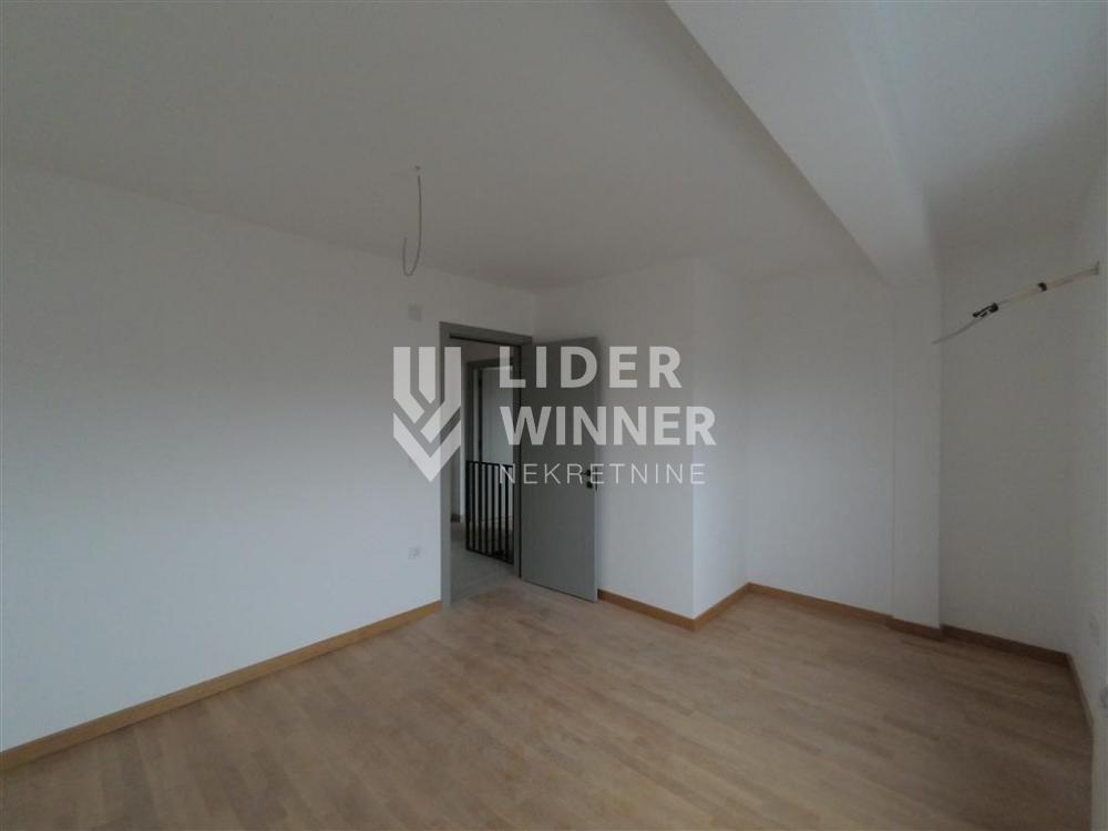 Petosoban stan na prodaju, Autokomanda, Beograd, 143m², 409.000 €