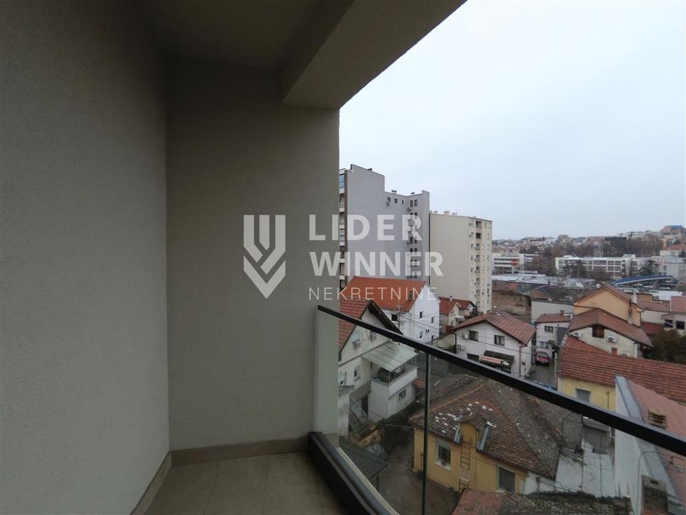 Petosoban stan na prodaju, Autokomanda, Beograd, 143m², 409.000 €