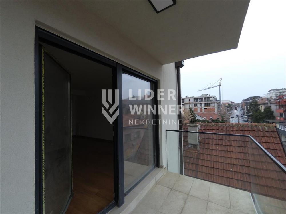 Petosoban stan na prodaju, Autokomanda, Beograd, 143m², 409.000 €