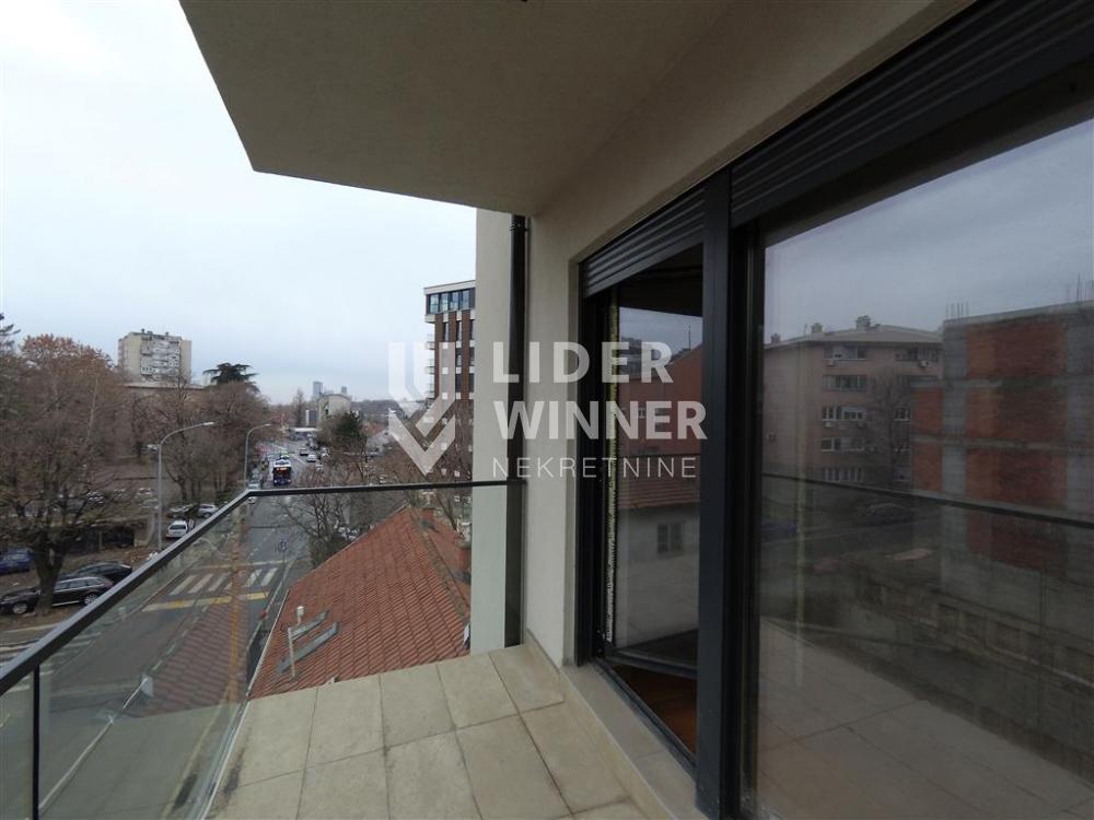 Petosoban stan na prodaju, Autokomanda, Beograd, 134m², 383.000 €