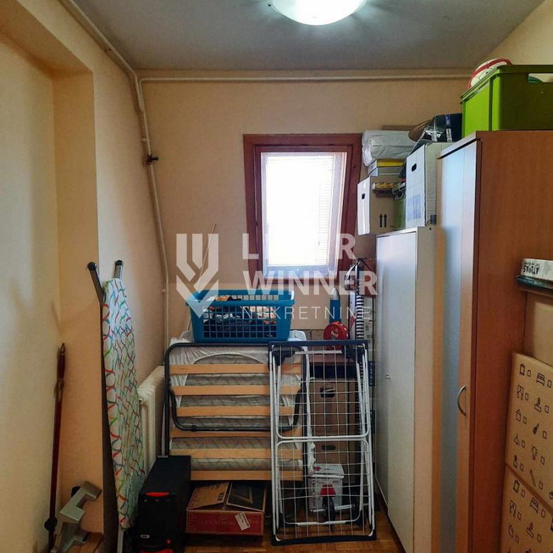 Četvoroiposoban stan na prodaju, Retenzija, Beograd, 102m², 300.000 €