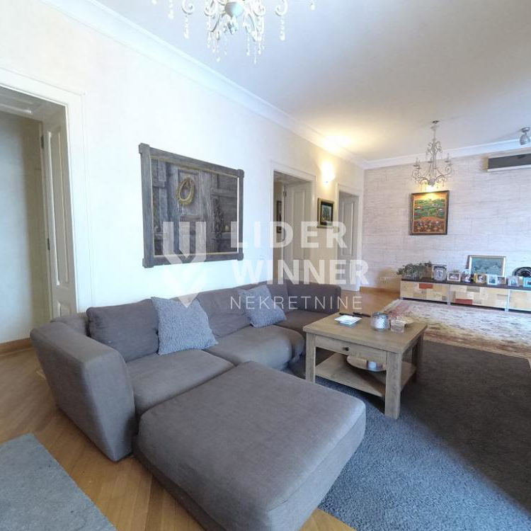 Četvorosoban stan na prodaju, Hram Svetog Save, Beograd, 190m², 1.000.000 €