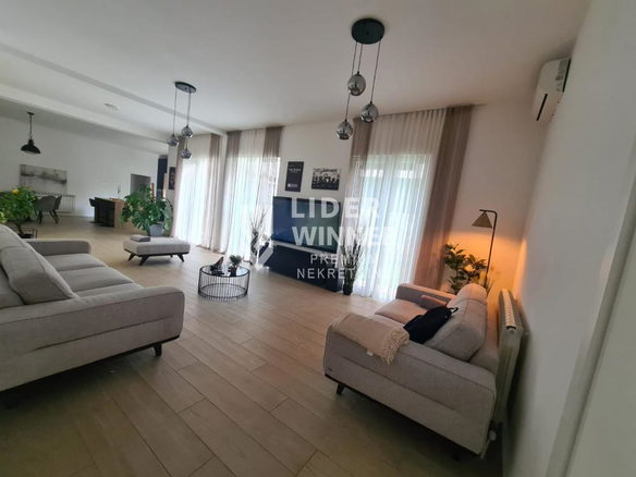 Stan Prodaja Beograd Dedinje 220 m2