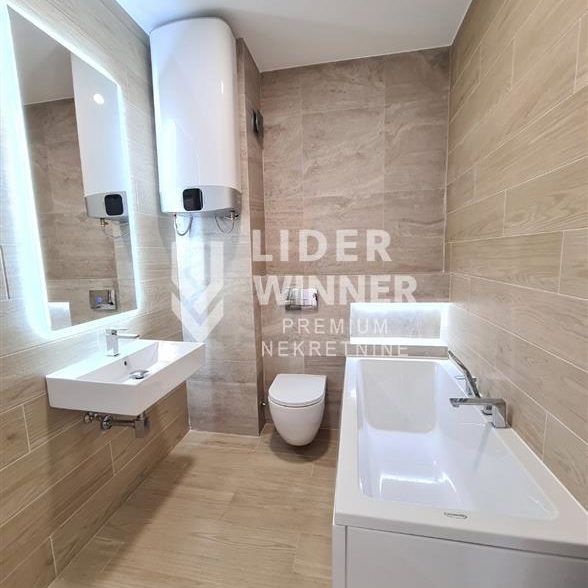 Četvorosoban stan na prodaju, Dedinje, Beograd, 180m², Visoko prizemlje, 950.000 €