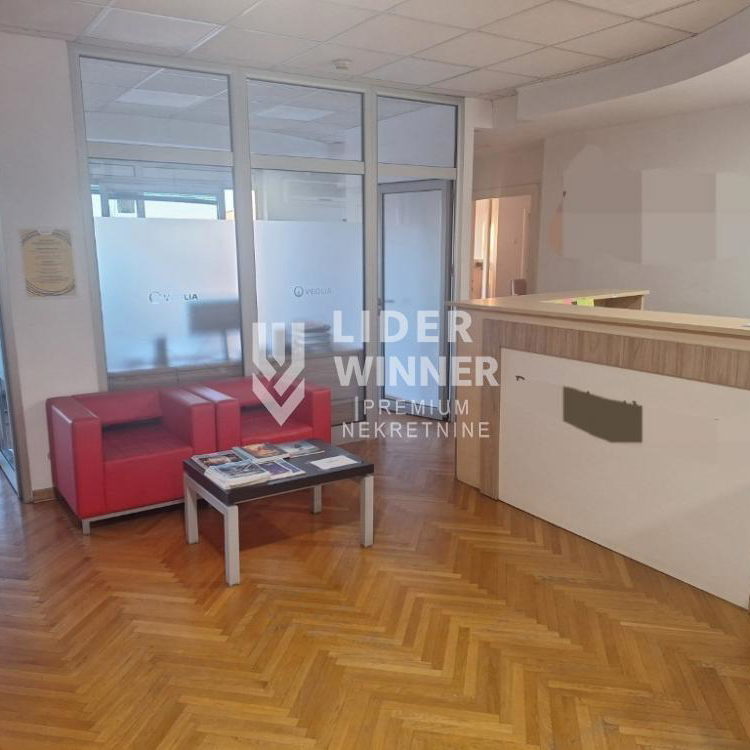 Lokal Izdavanje Beograd Politika 400 m2