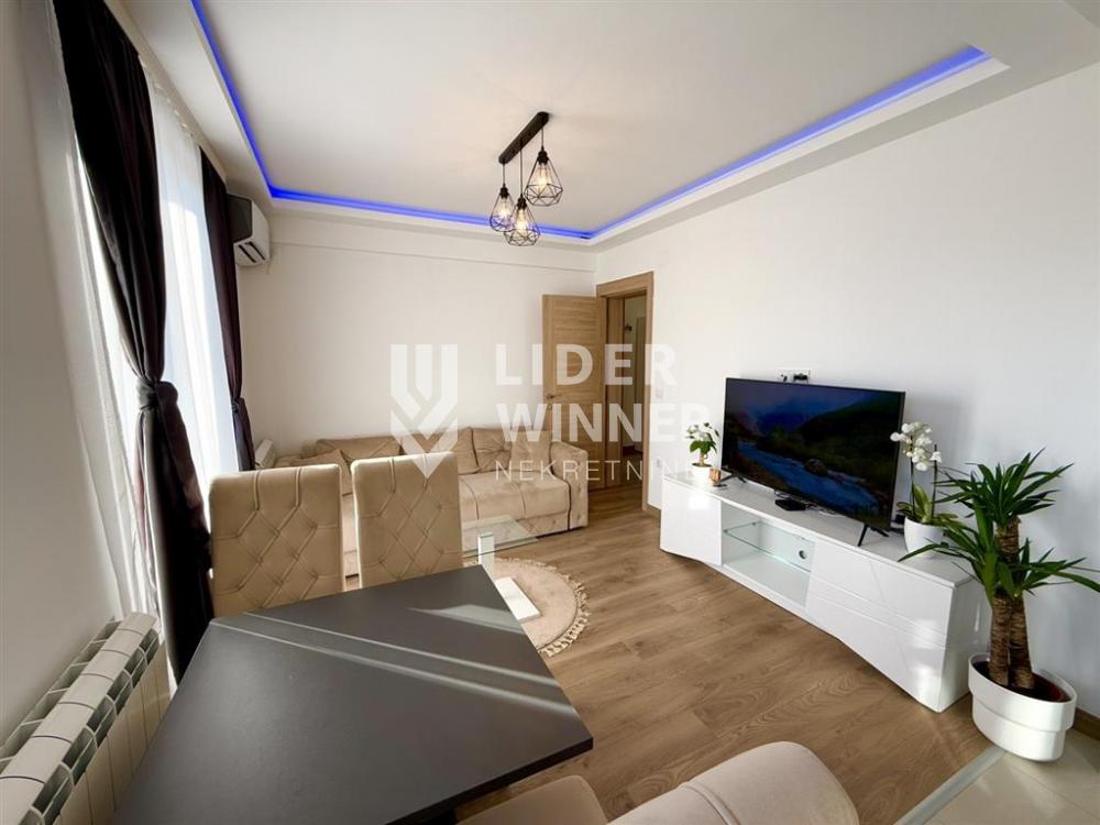 Dvosoban stan za izdavanje, Bulbulder, Beograd, 42m², 880 €/mes