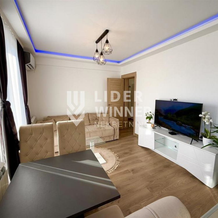 Dvosoban stan za izdavanje, Bulbulder, Beograd, 42m², 880 €/mes