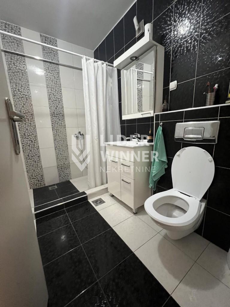 Četvorosoban stan na prodaju, Hram Svetog Save, Beograd, 118m², 665.000 €