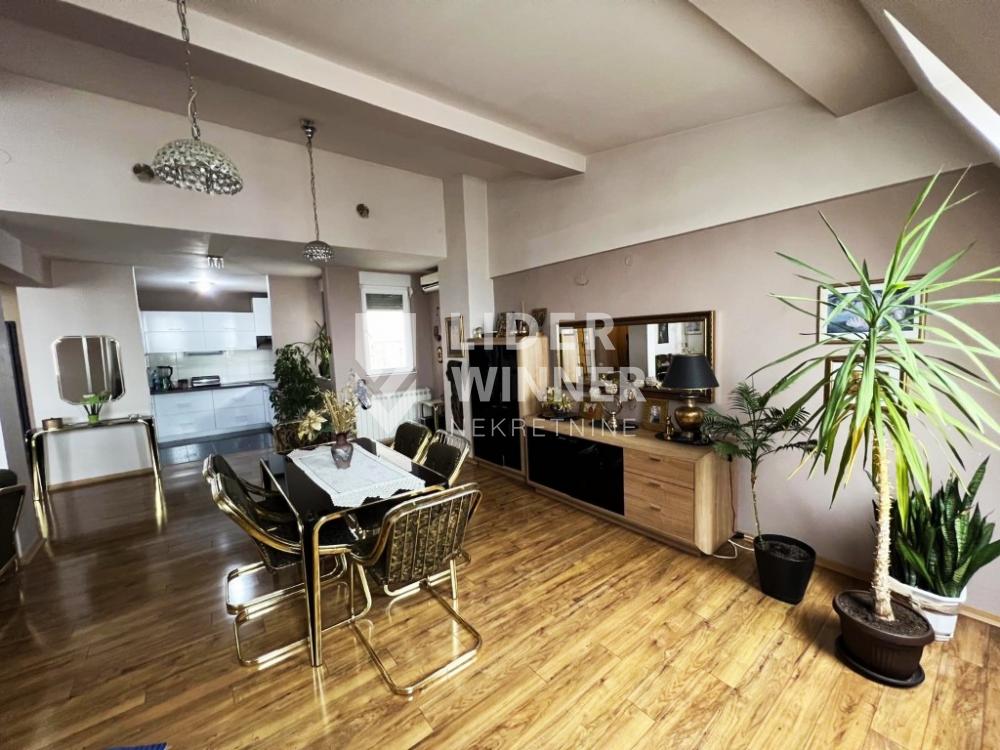 Četvorosoban stan na prodaju, Hram Svetog Save, Beograd, 118m², 665.000 €