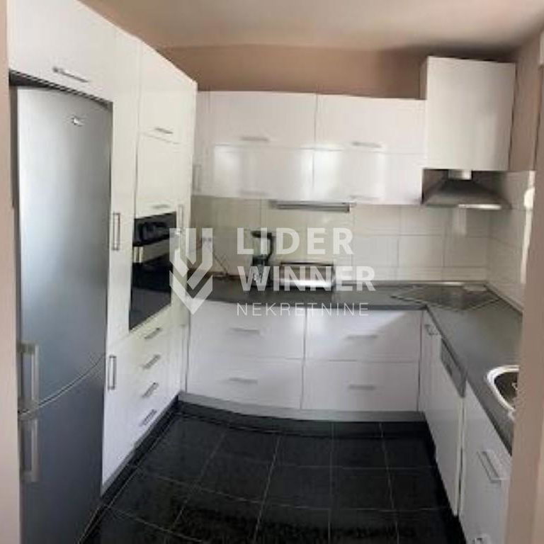 Četvorosoban stan na prodaju, Hram Svetog Save, Beograd, 118m², 665.000 €