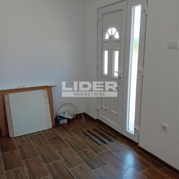Kuća na prodaju, Krčedin, Inđija, 115m², 95.000 €