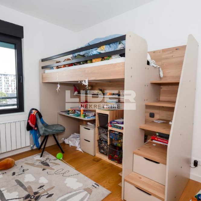 Četvorosoban stan na prodaju, Trošarina, Beograd, 88m², 330.000 €