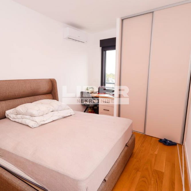 Četvorosoban stan na prodaju, Trošarina, Beograd, 88m², 330.000 €