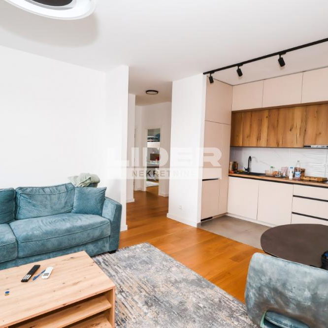 Četvorosoban stan na prodaju, Trošarina, Beograd, 88m², 330.000 €
