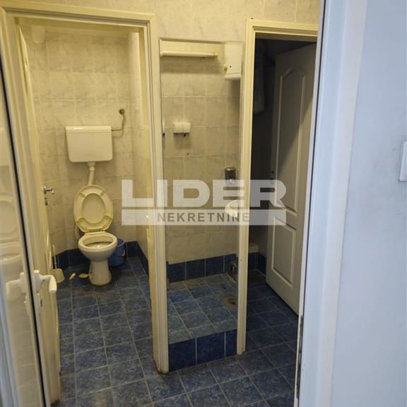 Lokal za izdavanje, Dušanovac, Beograd, 1000m², 6.850 €/mes