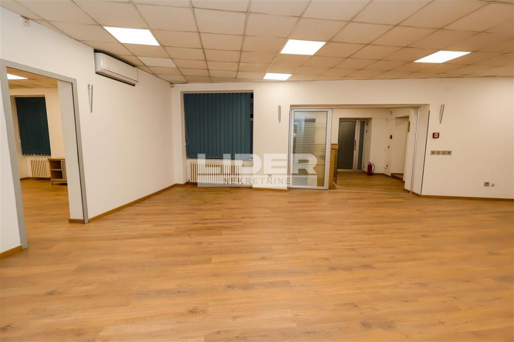 Lokal za izdavanje, Terazije, Beograd, 251m², 3.765 €/mes
