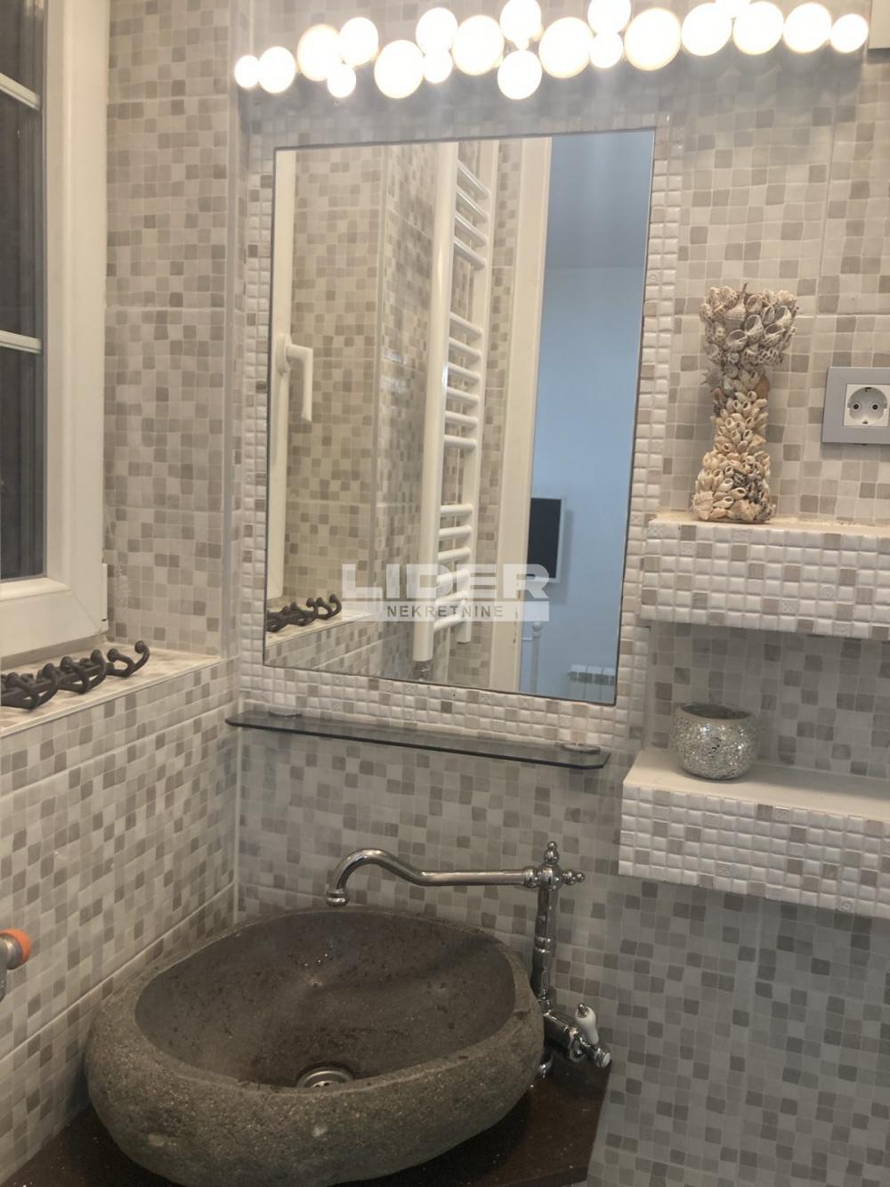 148119967-8-20250722153606 Dvosoban stan na prodaju, Skupština, Beograd, 63m², 420.000 €