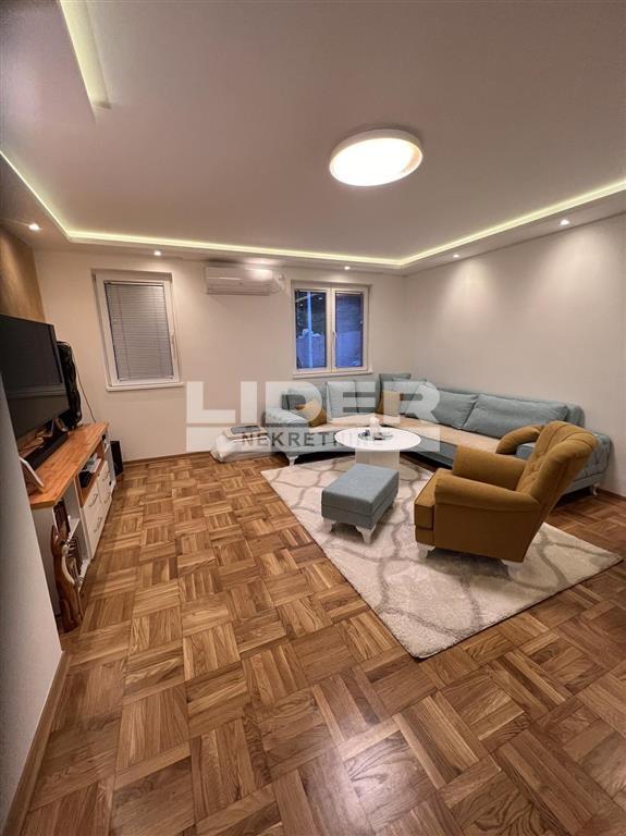 Dvoiposoban stan na prodaju, Zvezdarska Šuma, Beograd, 63m², 196.000 €