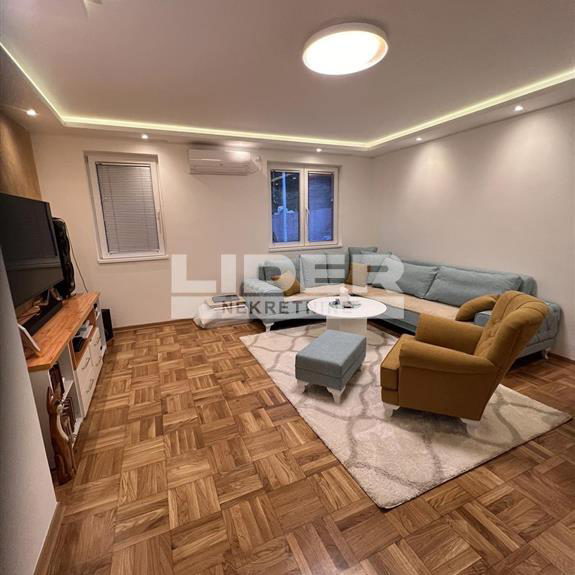 Dvoiposoban stan na prodaju, Zvezdarska Šuma, Beograd, 63m², 196.000 €