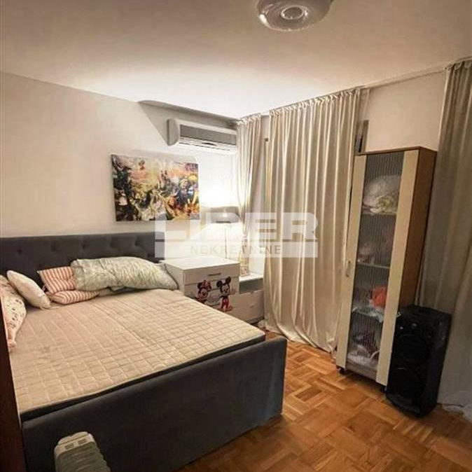 Dvoiposoban stan na prodaju, Zvezdarska Šuma, Beograd, 63m², 196.000 €