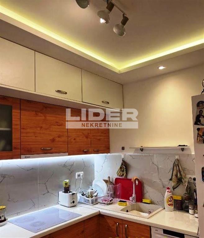 Dvoiposoban stan na prodaju, Zvezdarska Šuma, Beograd, 63m², 196.000 €